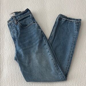 Abercrombie Curve Love 90s Straight Medium Wash Jeans